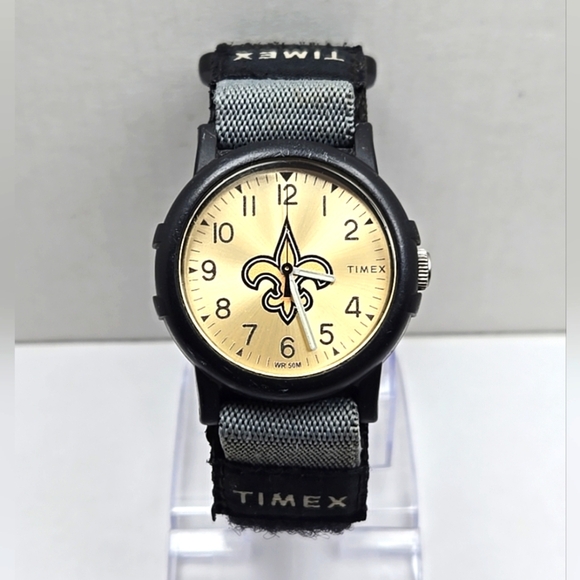 Mens Timex New Orleans Saints WR 50M Nylon Band Quartz Analog Watch New Battery - Picture 1 of 9